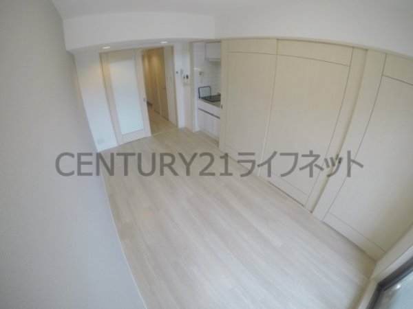 大阪市淀川区西中島３丁目のマンション