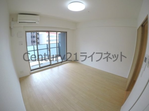 エス・キュート梅田中崎町