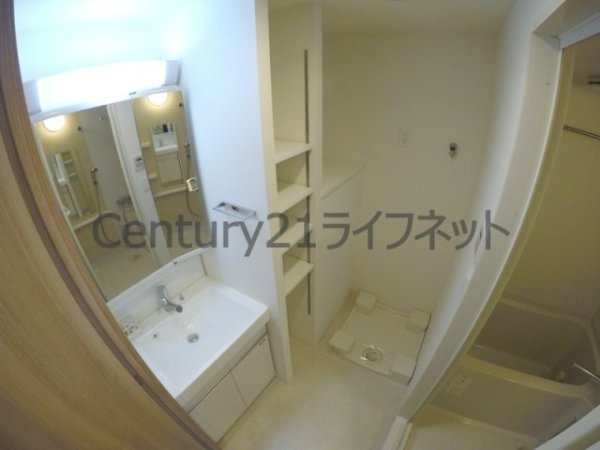 エス・キュート梅田中崎町