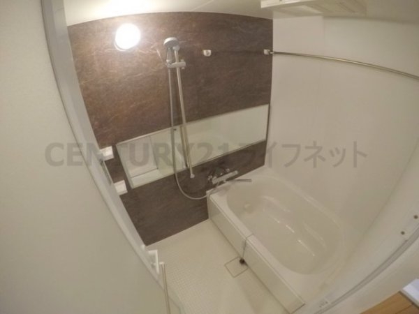 スプランディッド江坂駅前