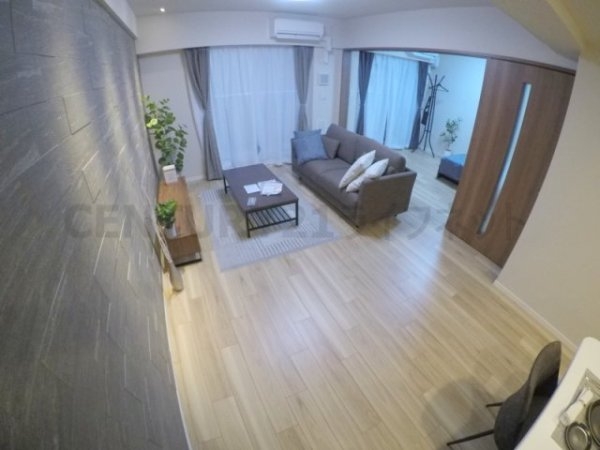 スプランディッド江坂駅前