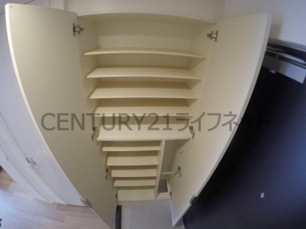 プレサンス新大阪ジェイズ