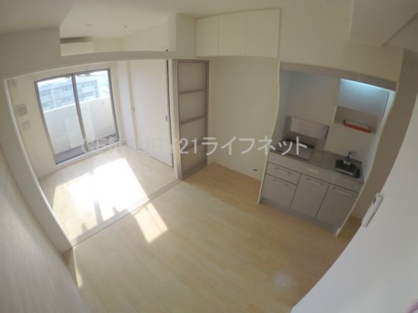 セレニテ新大阪カルム