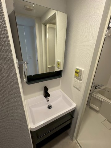 セレニテ新大阪エクラ