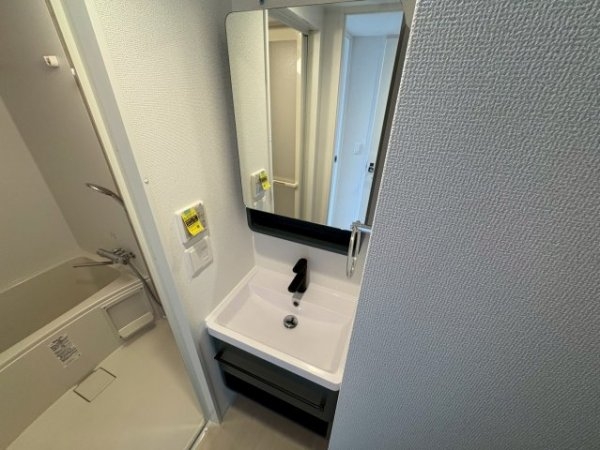 セレニテ新大阪エクラ