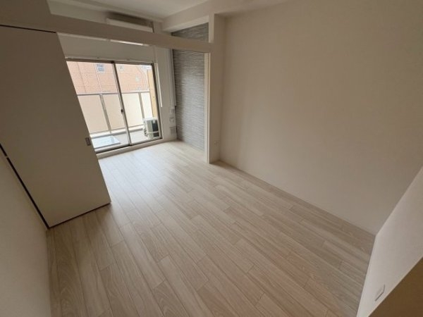 セレニテ新大阪エクラ
