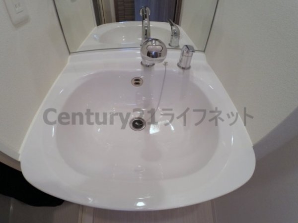 プレサンス新大阪ザシティ