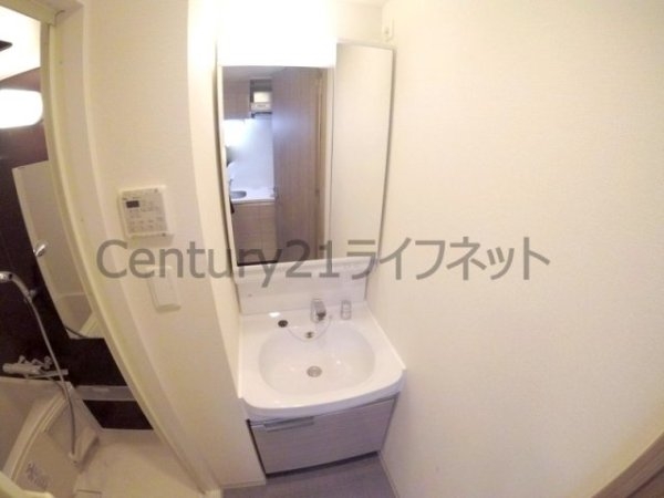 プレサンス梅田2