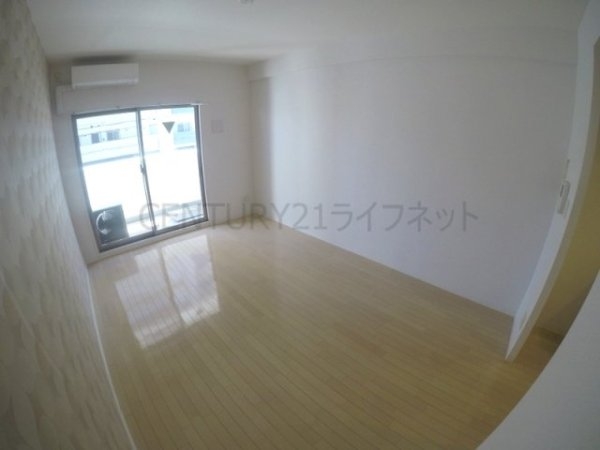 レジュールアッシュ江坂