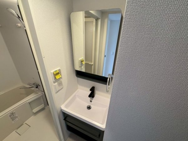 セレニテ新大阪エクラ