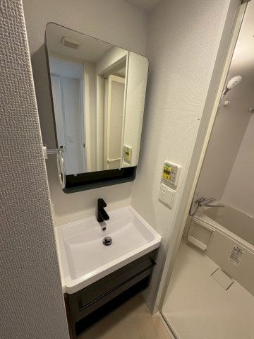 セレニテ新大阪エクラ