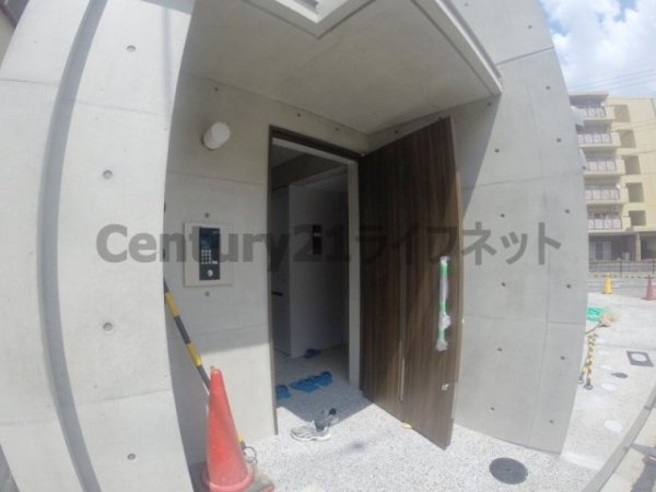 RitzSQUAREstudioQbe