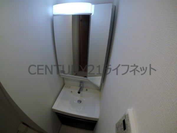 エス・キュート南森町