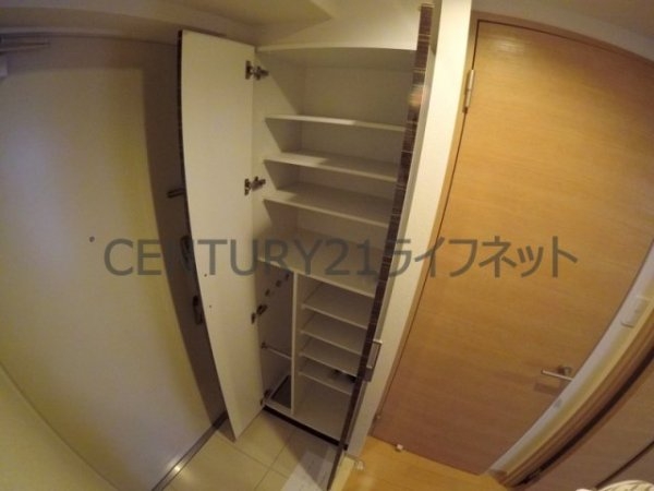 エス・キュート南森町