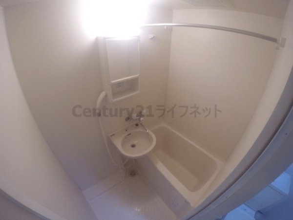 大阪市淀川区東三国５丁目のマンション