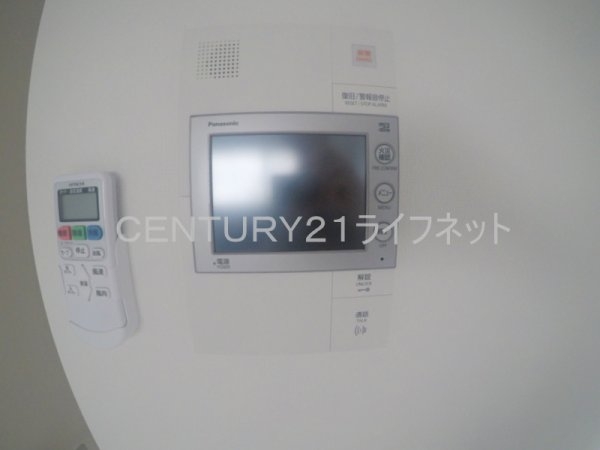 アドバンス江坂東デパール