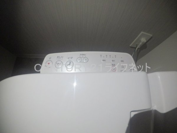 アドバンス江坂東デパール