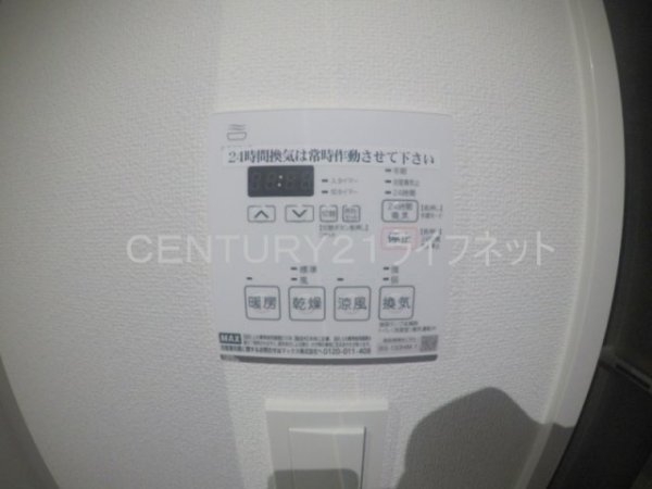 アドバンス江坂東デパール