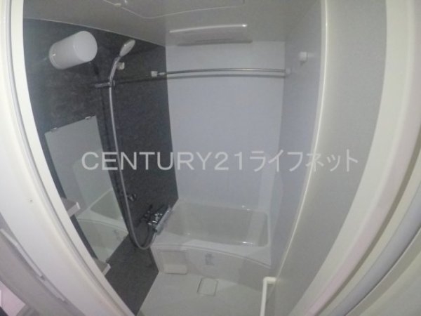 アドバンス江坂東デパール