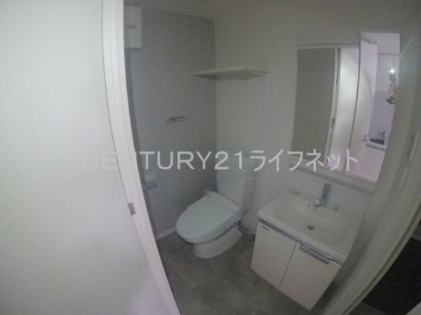 アドバンス江坂東デパール