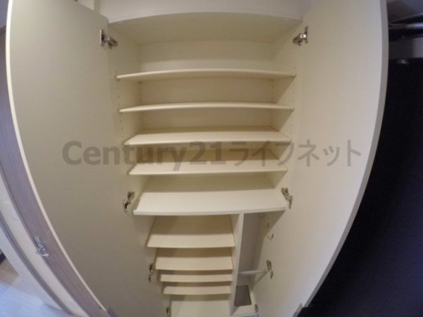 プレサンス新大阪ジェイズ