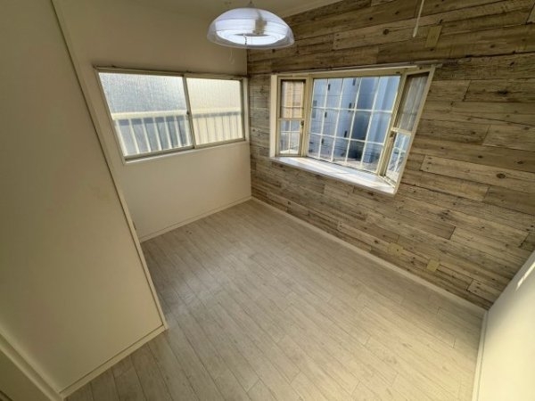 西浦マンション