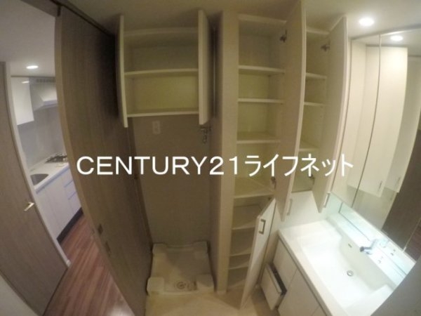 セイル江坂公園