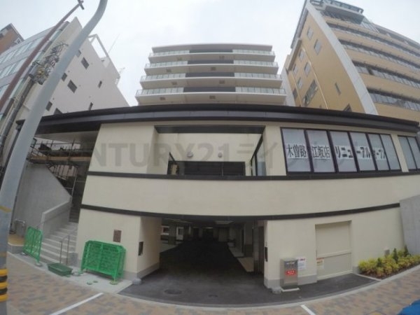 ファミーユ江坂
