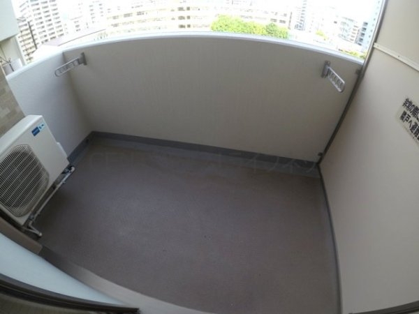 吹田市江坂町１丁目のマンション