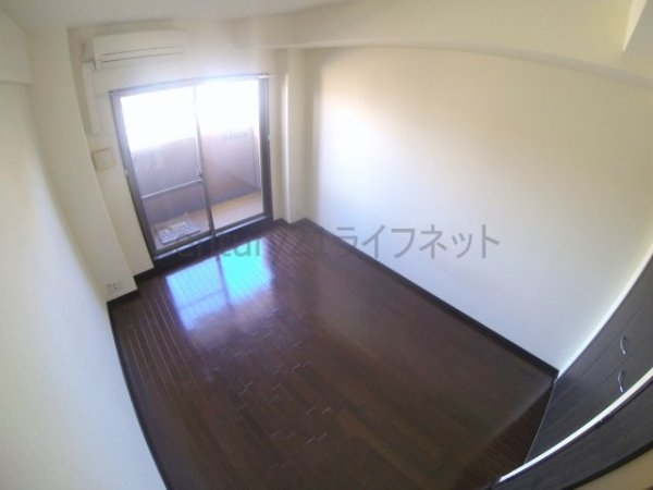 ライジングコート梅田サンライズ