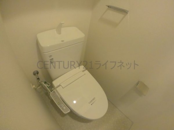 吹田市広芝町のマンション