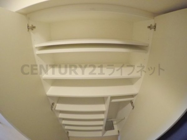 ベルフェリーク江坂