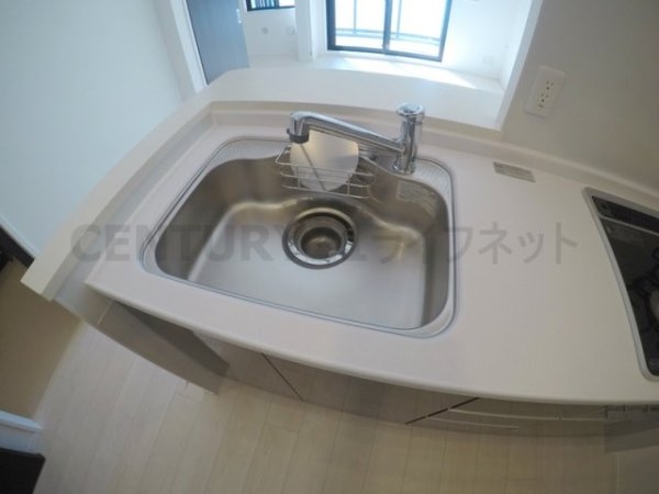 ソルレヴェンテ江坂広芝町