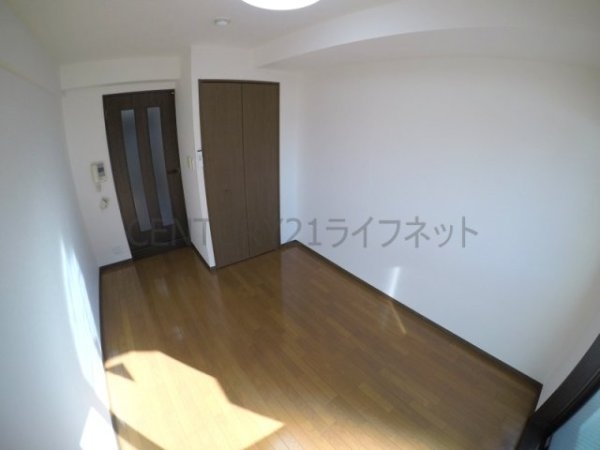 ローズコーポ西中島