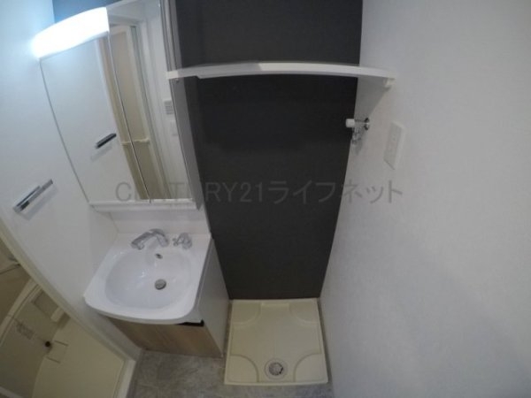 レジュールアッシュ三国本町