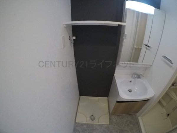 レジュールアッシュ三国本町