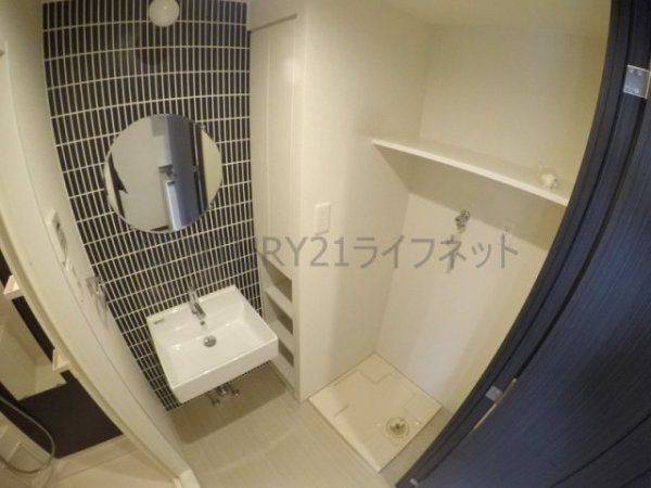 エスフォート江坂サリータ