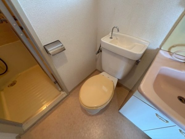 ハイツウエストン
