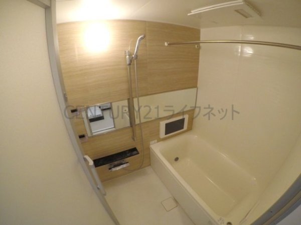 プレジオ江坂2