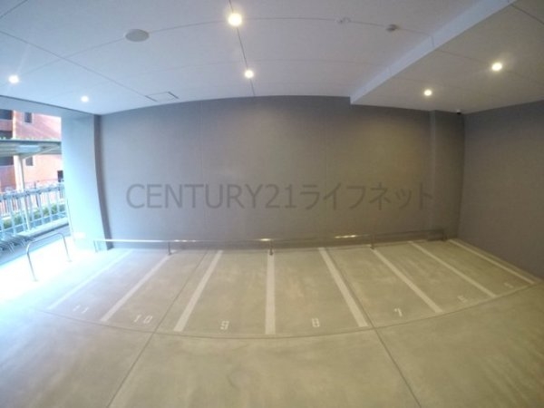 アドバンス江坂ラシュレ