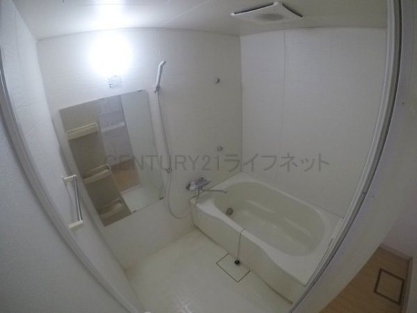 カッシア江坂