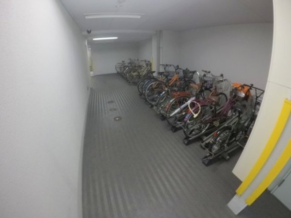 ビガーポリス143松ヶ枝町