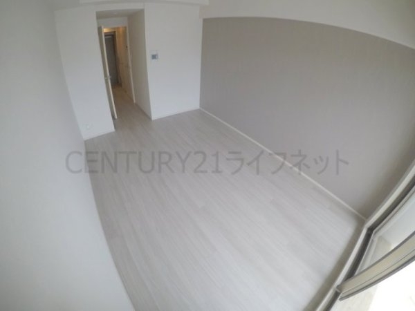 スプランディッド十三本町