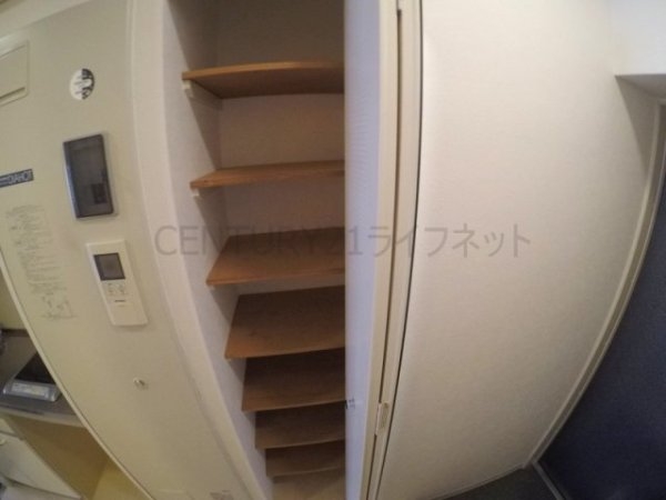 ミールズ江坂