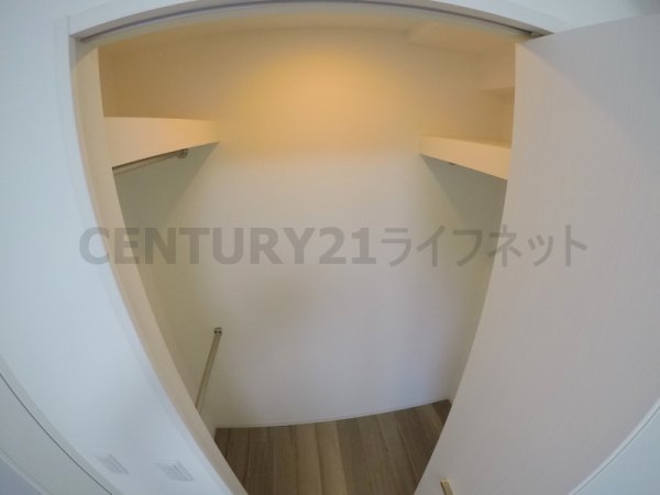 アーバネックス江坂広芝