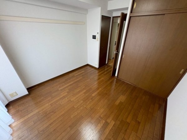 吹田市垂水町１丁目のマンション