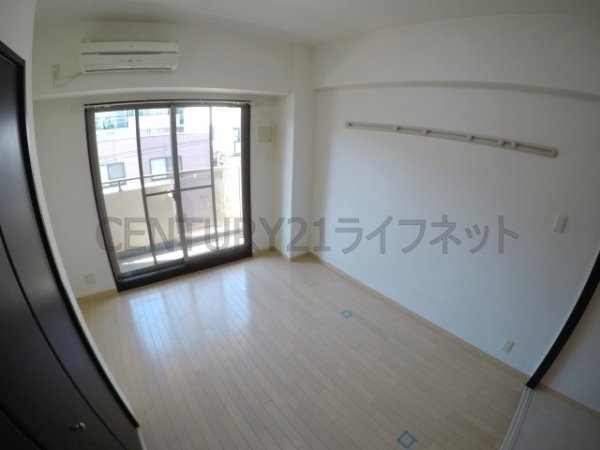 クリーデンス新大阪