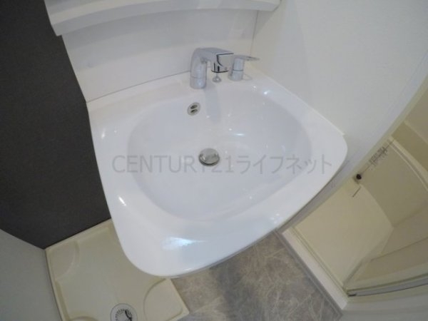 レジュールアッシュ三国本町