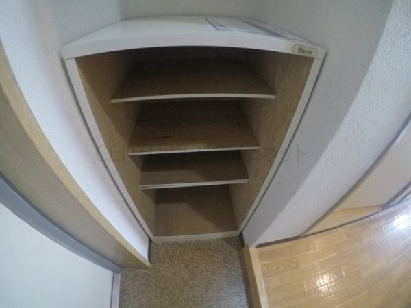 吹田市垂水町１丁目のマンション