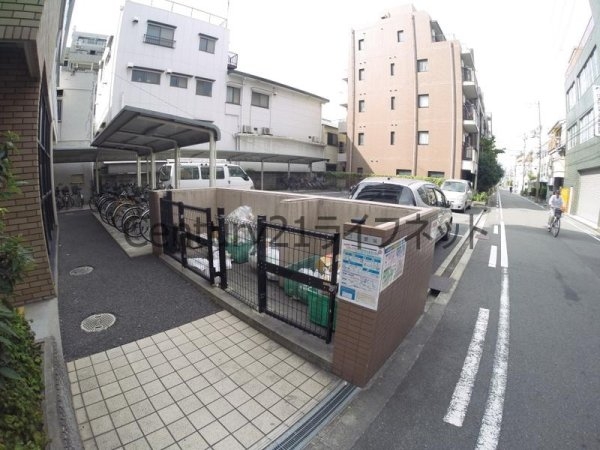 大阪市淀川区木川東３丁目のマンション